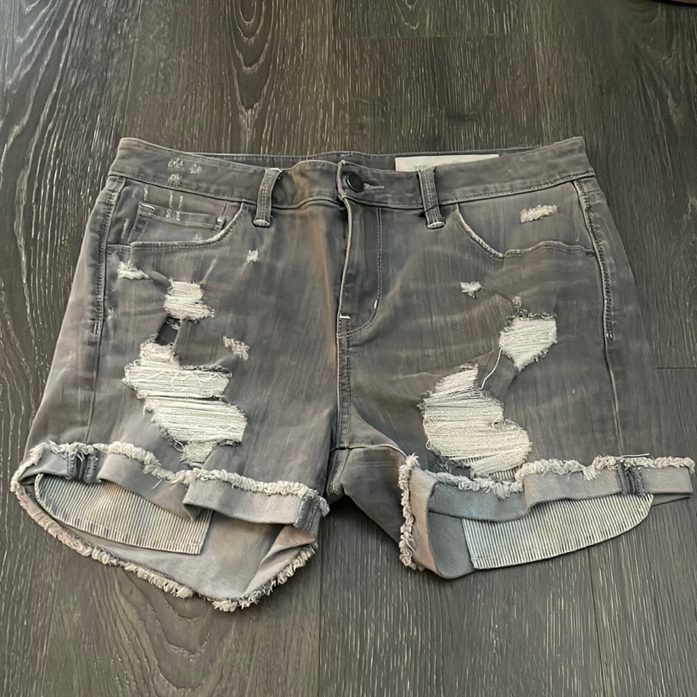Treasure & Bond distressed gray cuffed denim shorts
